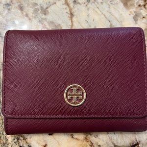 Tory Burch medium wallet